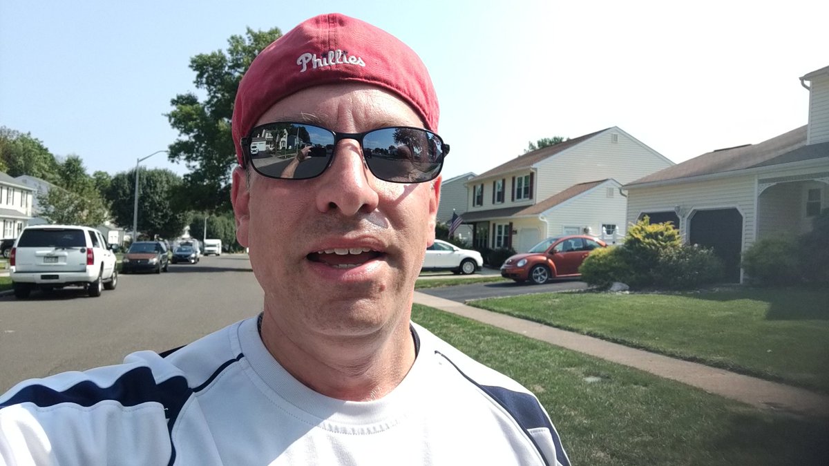 crispi33's tweet image. My 2022 #BreakthroughChallenge is complete!
21.0 miles (1 walk, 6 runs) over 2 weeks.
$300,000 total raised for cancer research at @PennCancer
Still time to donate here...
bit.ly/3cim4Fo