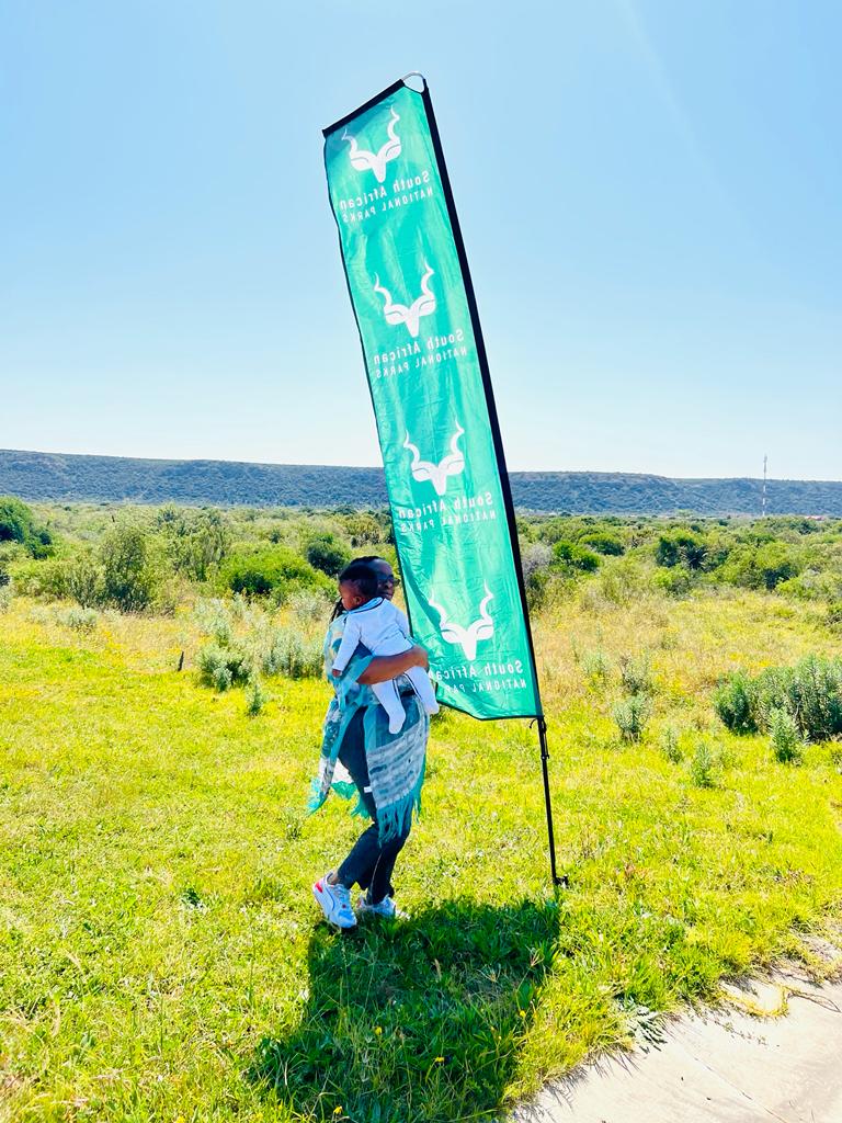 SandaMazitsh's tweet photo. Had so much fun with the fam @SANParksAENP π during #SANParksWeek #LiveYourWild #OthersWillFollow @SANParks https://t.co/H4z0VHm06H