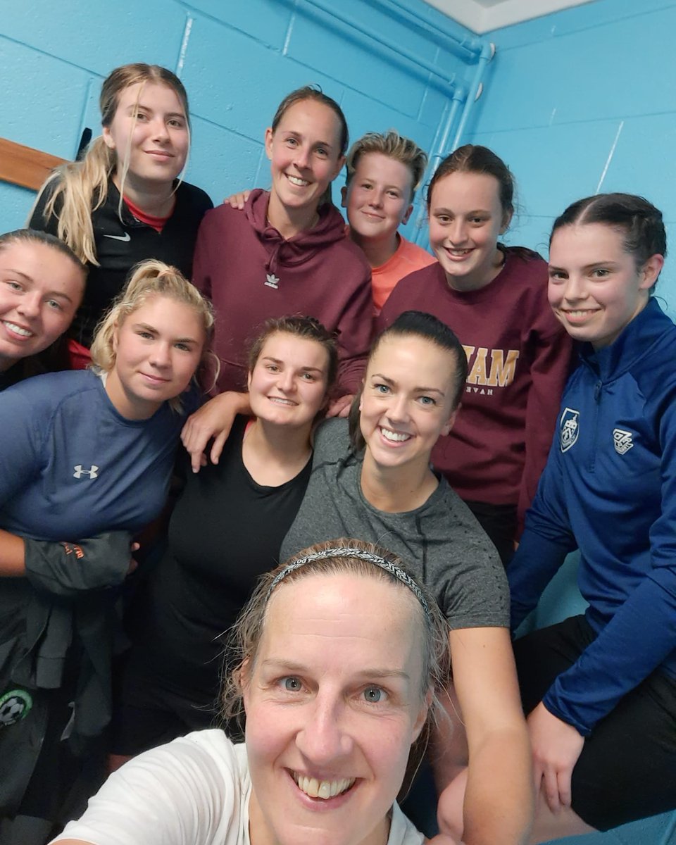 HGLFC_Official's tweet photo. CARLISLE 0 v HASLINGDEN 1

Haslingden travelled North to Carlisle to face a much improved team from last year. The game ebbed and flowed with a decisive goal from Sophie Evans Haslingden move to the top of the league. Man of the match was Emily Mortimore https://t.co/PpTLyJEaw2