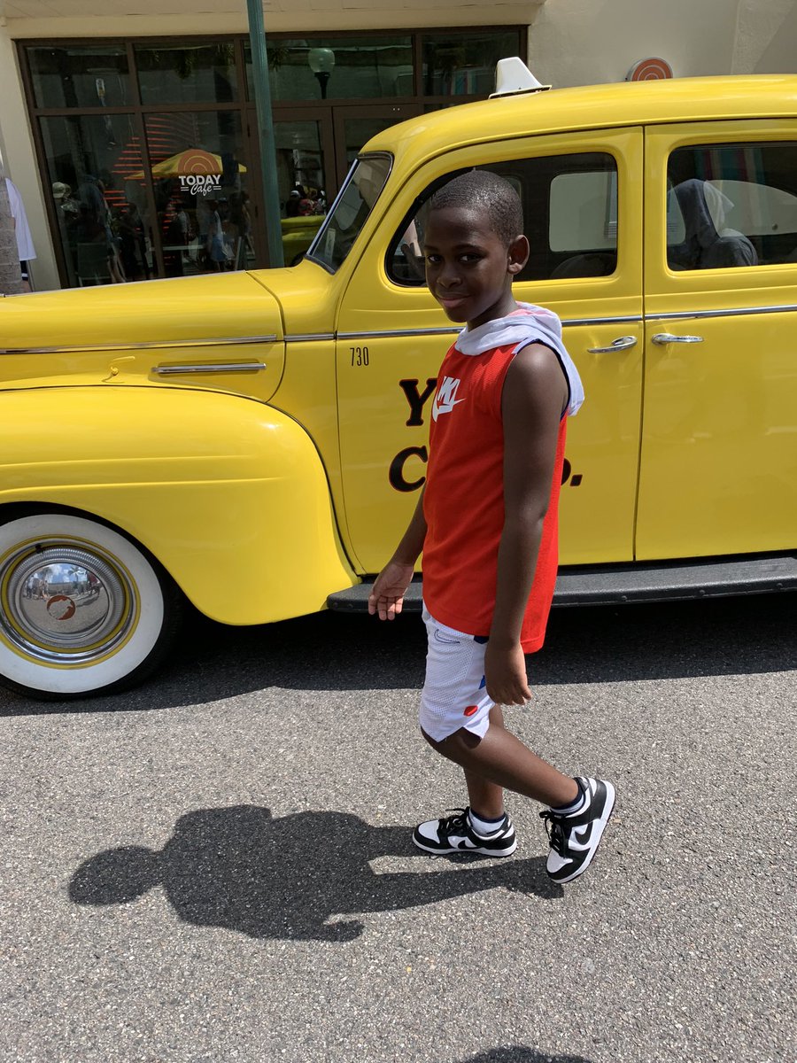 Nephew stays Dapper 🎯