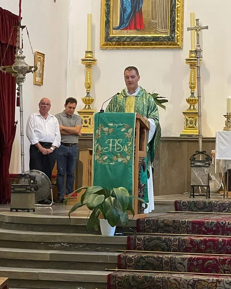 Cfrd_Resucitado's tweet image. Desde estas líneas el Hermano Mayor y su junta de gobierno de nuestra hermandad queremos dar la bienvenida a nuestro nuevo Consiliario espiritual Don Juan Antonio Arcos.

Que nuestro Señor Jesús Resucitado y Santa Maria del Triunfo Reina de los Cielos te bendiga.