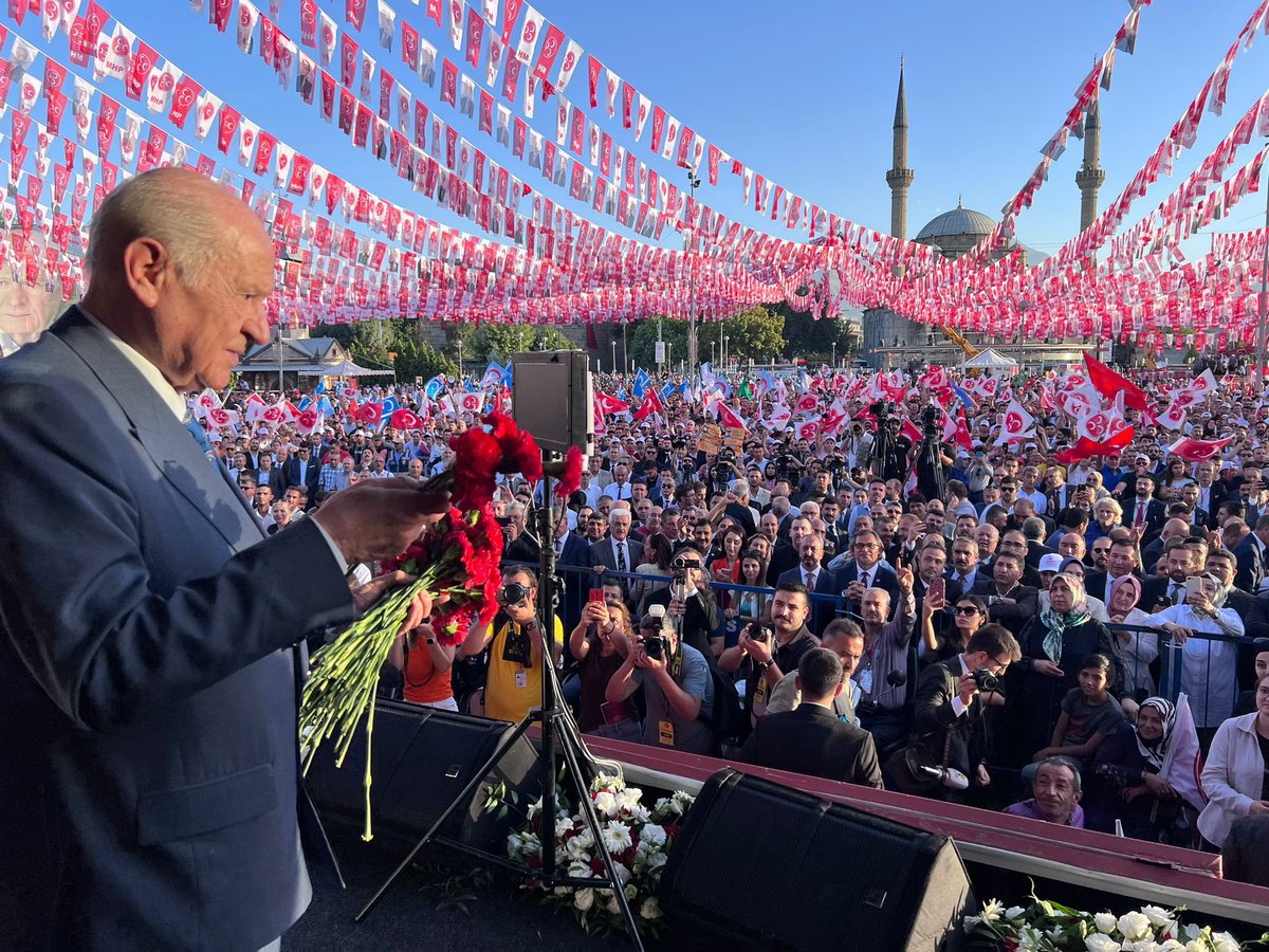 cccemalcetin's tweet photo. Kayseri’nin meşhur bir sözünü hatırlatmak isterim:
“Ahrazın dilinden anası anlarmış.”
Ne var ki bu Kılıçdaroğlu’nun dilinden de, dileğinden de, dimağından da anlayan, anlayacak olan yoktur.
Devlet BAHÇELİ
MHP GENEL BAŞKANI https://t.co/XaVnE1tArz