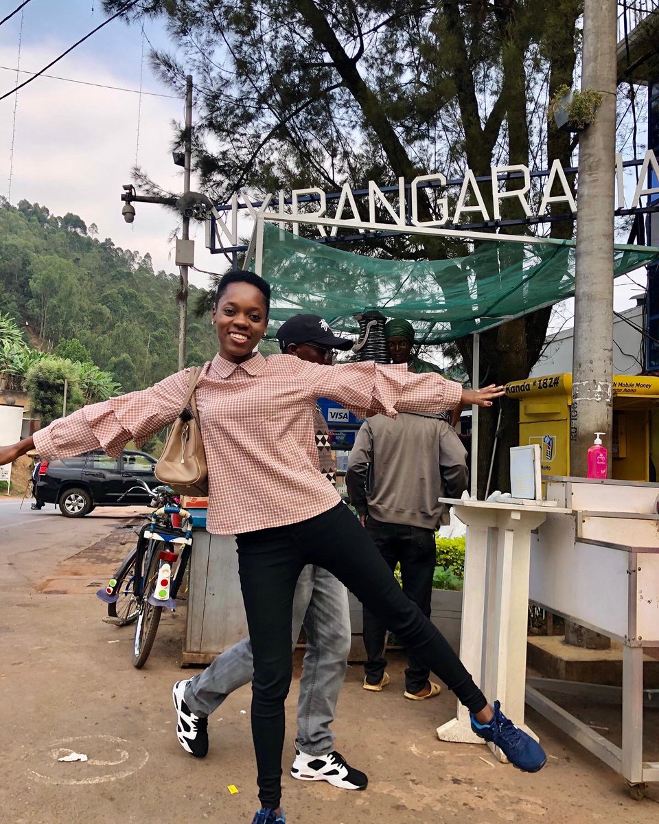 In the northern part of Rwanda,  Up Musanze, I noticed a major resemblance with my motherland, Bukoba🇹🇿

A fan of pilipili but hands up to “akabanga”😆
.
.
#Africatravels🚙
#Tothenewblessedweek🙏
