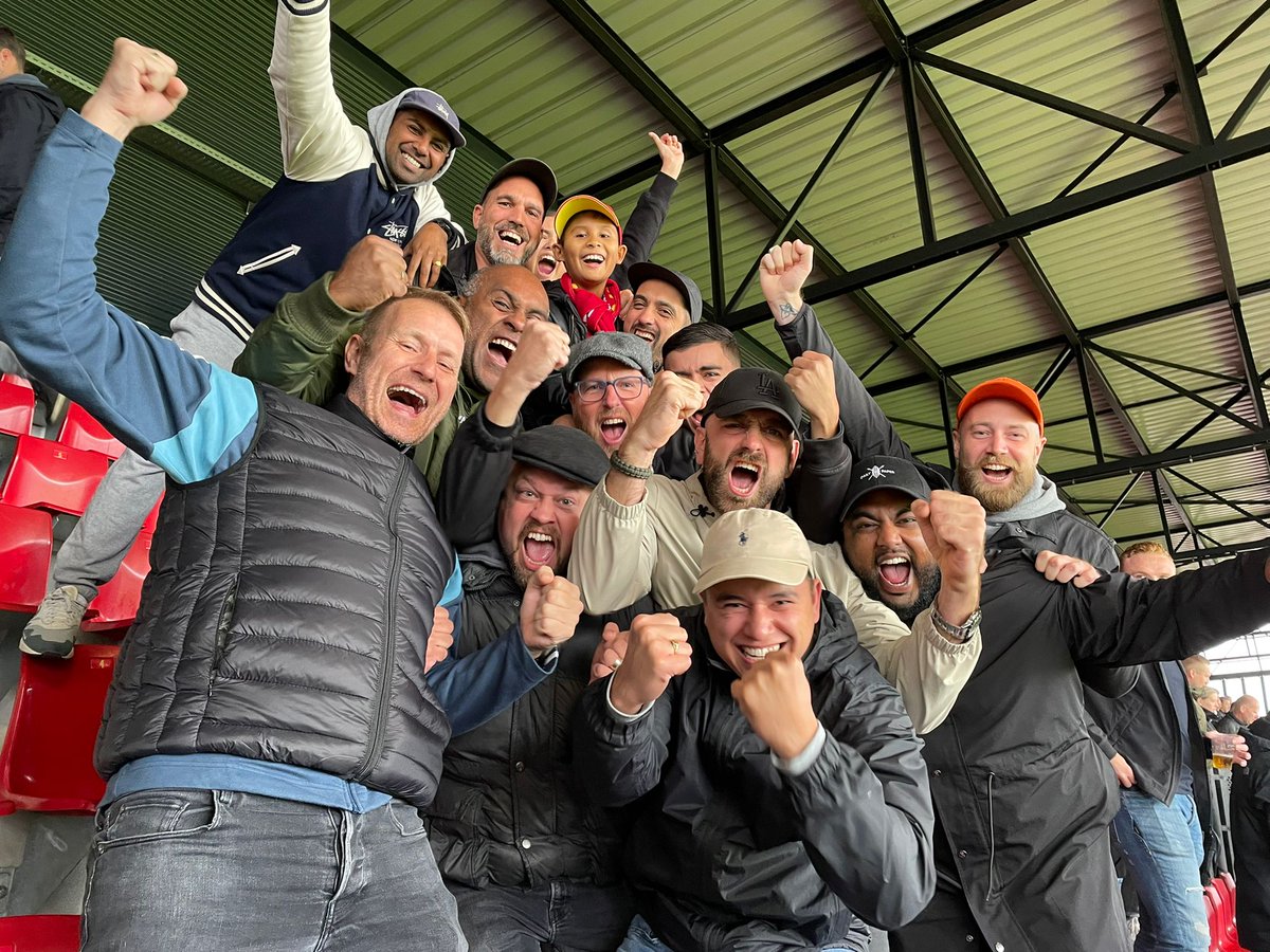 amalohy1's tweet photo. Overwinningsfoto was weer een feit.
#GAEEMM https://t.co/3Ps8gwXnyB