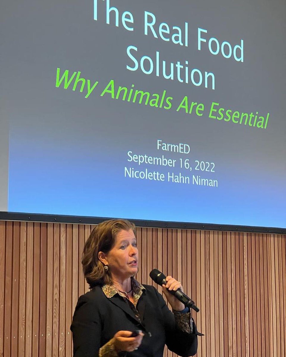RealFarmED's tweet photo. Friday night saw Nicolette Hahn Niman launch her new book @DefendingBeef at FarmED 🐄.

The event featured a delicious beef supper, Q&amp;A and book signing with Nicolette.

Head to our website to learn more about upcoming events ✨

#defendingbeef #nicolettehahnniman @chelseagreen https://t.co/T8skgt6Oda