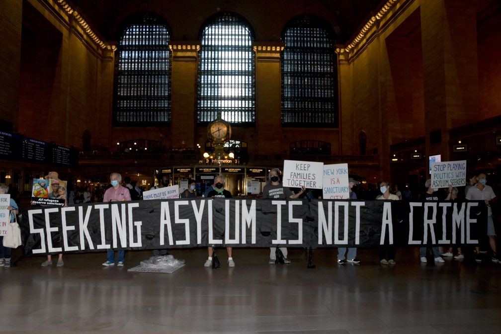 riseandresistny's tweet image. 