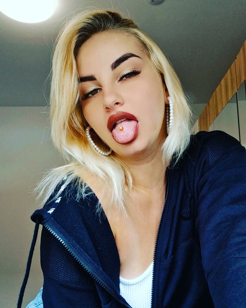 onlyfans.com/andreeageee 🆘🎦🐰FOLLOW this beutiful baby 😍 💋❤️ Always horny and hot just for u @andreeageee She want your dick in her holes !!!💣 🔞 just ask her what YOU want !!!! Personalize video and foto!!!!! sexting!!!!💣