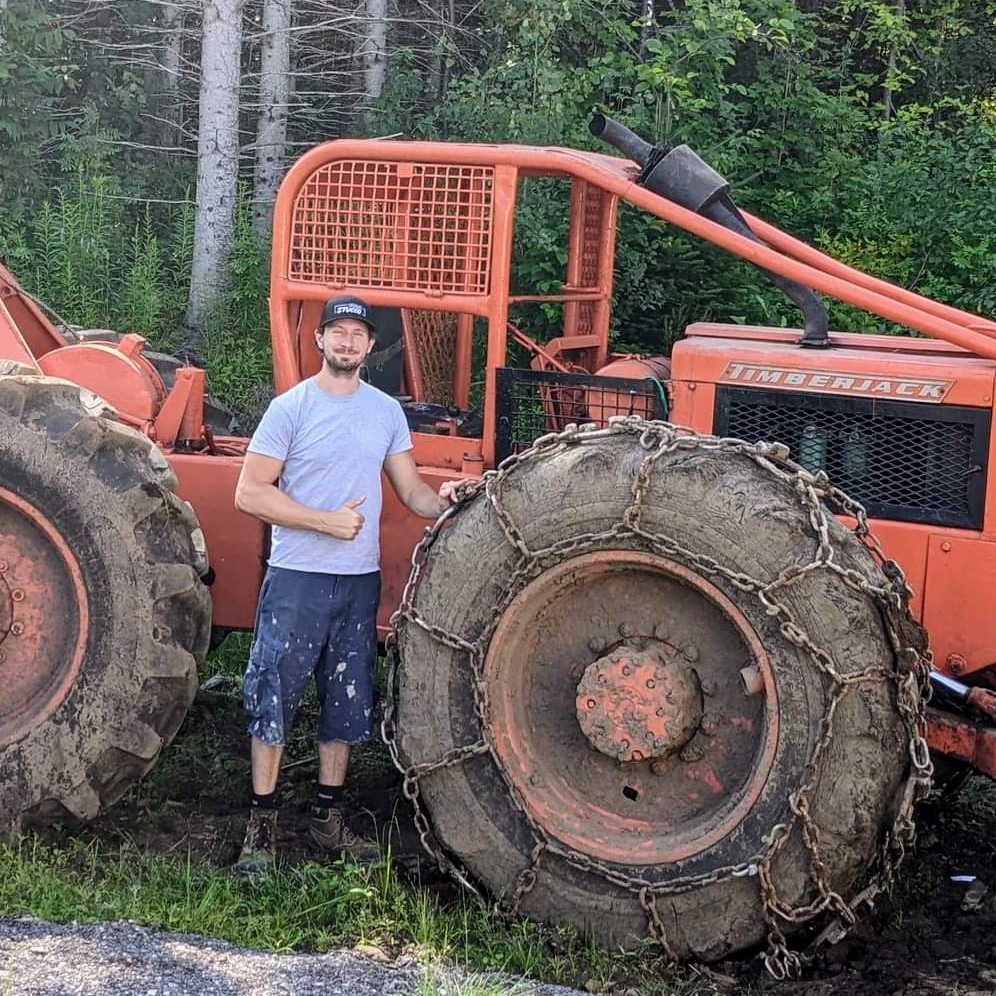 gosselin_keven's tweet image. I'm a 30 year old entrepreneur, construction worker and soon to be a dad.  Because I believe in freedom I'm considered a misogynist, racist with unacceptable views by Trudeau.

#TrudeauMustGo