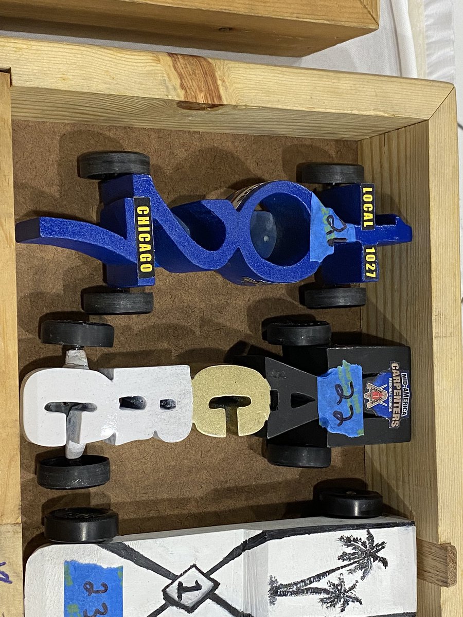 MidAmCarpenters's tweet image. Had a great time at the BOY SCOUTS OF AMERICA, Three Fires Council Pinewood Derby. We didn’t win, but had the best looking derby cars by a long shot. Thanks to #Local1027 Rep Rusty Broadbent for making the cars and participating in this great event w/ the Scouts. @TFC_BSA