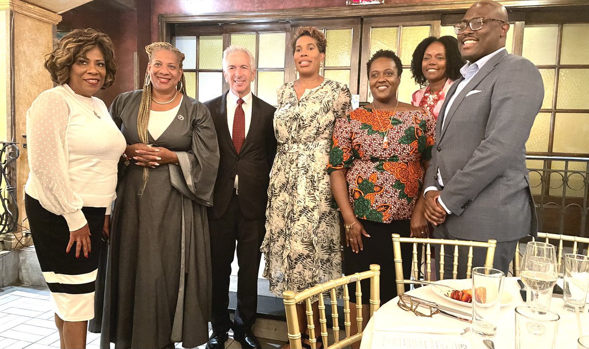 MargotTBrown's tweet photo. Thank you to everyone who joined us today at @EnvDefenseFund’s Black Leadership Luncheon with @OurMayors and @elementalexcel! So exciting to see this energy and enthusiasm for EJ work. The future of Black leadership in the environmental movement is looking bright https://t.co/xYZgmvys23