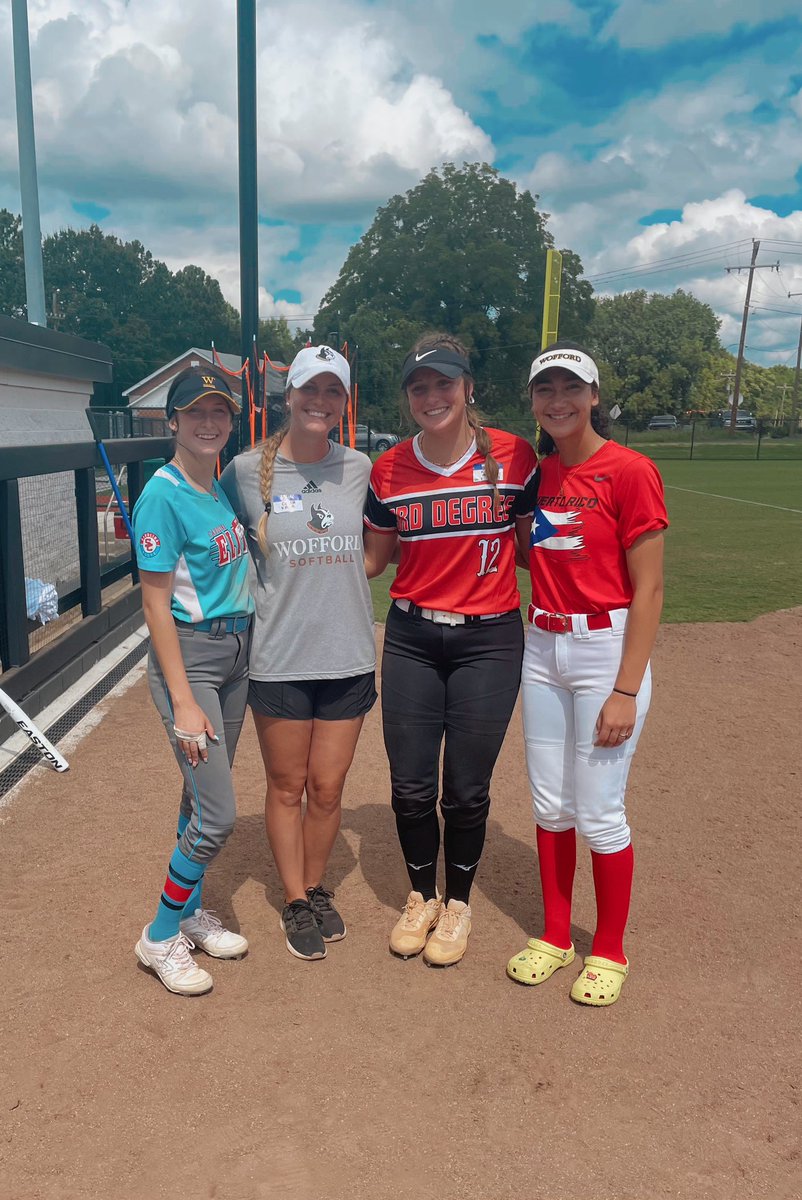 kalli_petty11's tweet photo. Had an awesome day at my future home with these amazing people! Thank you @WoffordSoftball for having this great camp and allowing me to meet some new teammates. Always a joy being around @CoachCButler @kara_shutt and Coach Line. Canโt wait for the next 4 years! #TDAWGS ๐ค๐ https://t.co/Kh5155zrJu
