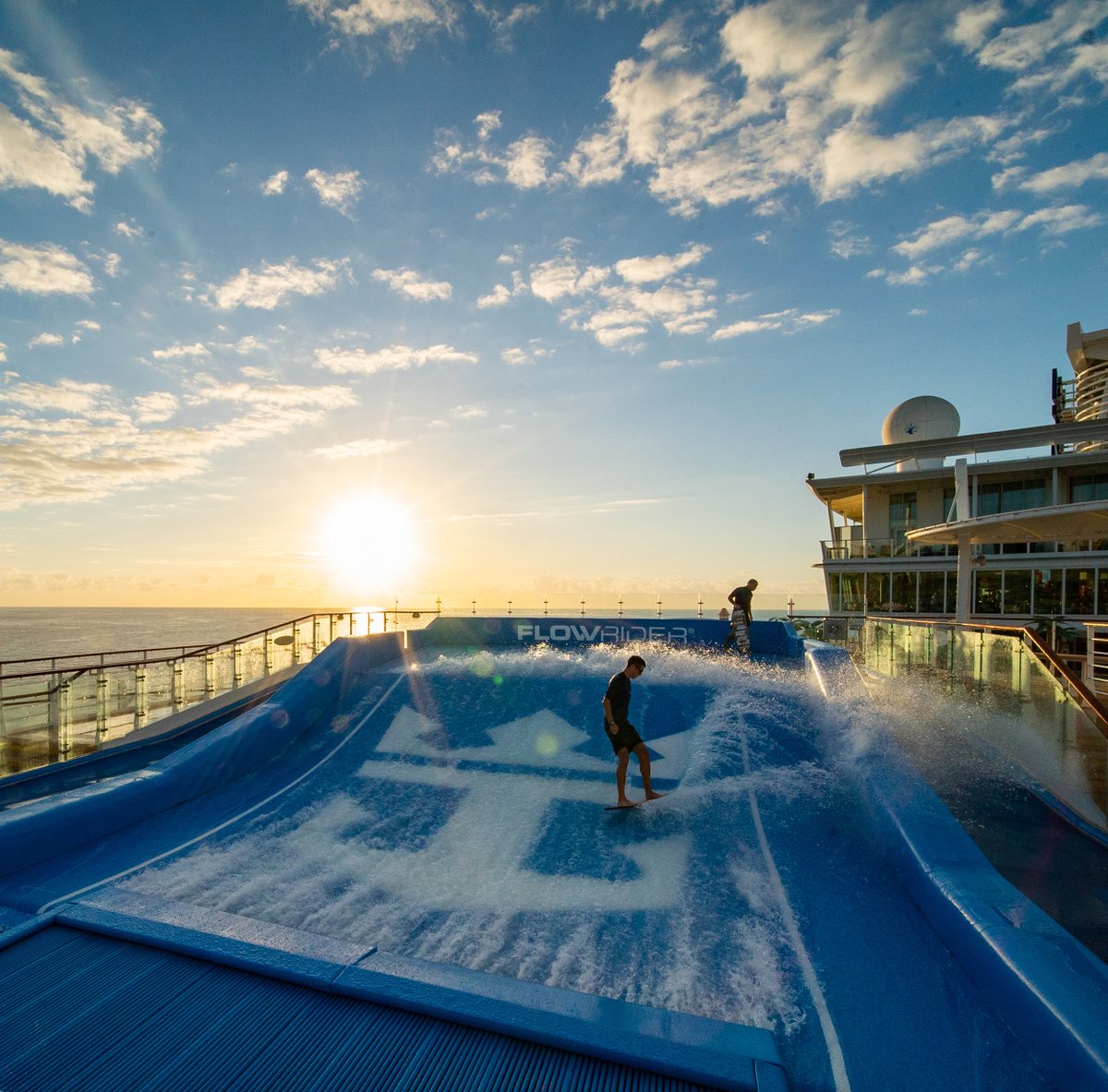 RoyalCaribbean's tweet photo. The best cure for the Sunday Scaries. ☝️
📸: Chad C. https://t.co/rC6xEOGW7o