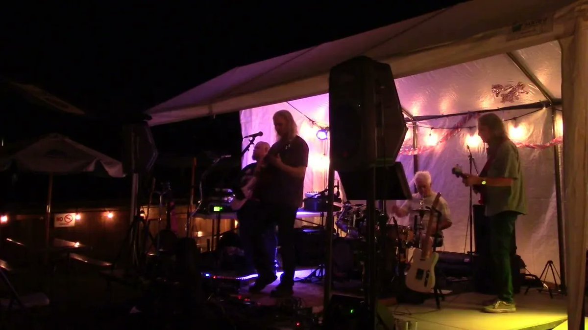 GoodtimeHustle's tweet photo. Goodtime Hustle, Seattle’s original far-alt-country jam band performing “Locked From Inside” live August 5th at Pete's Club Bar & Grill, 4640 Tolt Ave, Carnation, WA 98014.
https://t.co/IvxJ3oG7JA
#livemusic #concert #musicvideo #jamband #altcountry #carnation #carnationwa #pnw https://t.co/MRRUUXmZO6