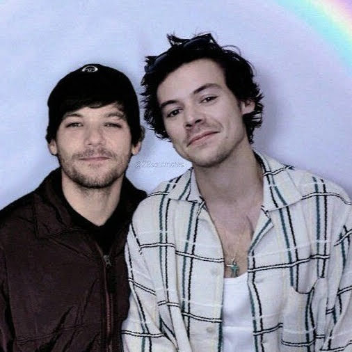 Dudsforevermore's tweet photo. Au Larry/ Ziam "Bigger than Us"
Onde a 1D acabou em brigas entre todos os integrantes. Niall foi único que conseguiu manter uma amizade  com cada um e se entender com os amigos.  Agora, depois de mais de 6 anos sem nenhuma interação, eles irão se reencontrar no casamento de Niall https://t.co/t20bWoybvO