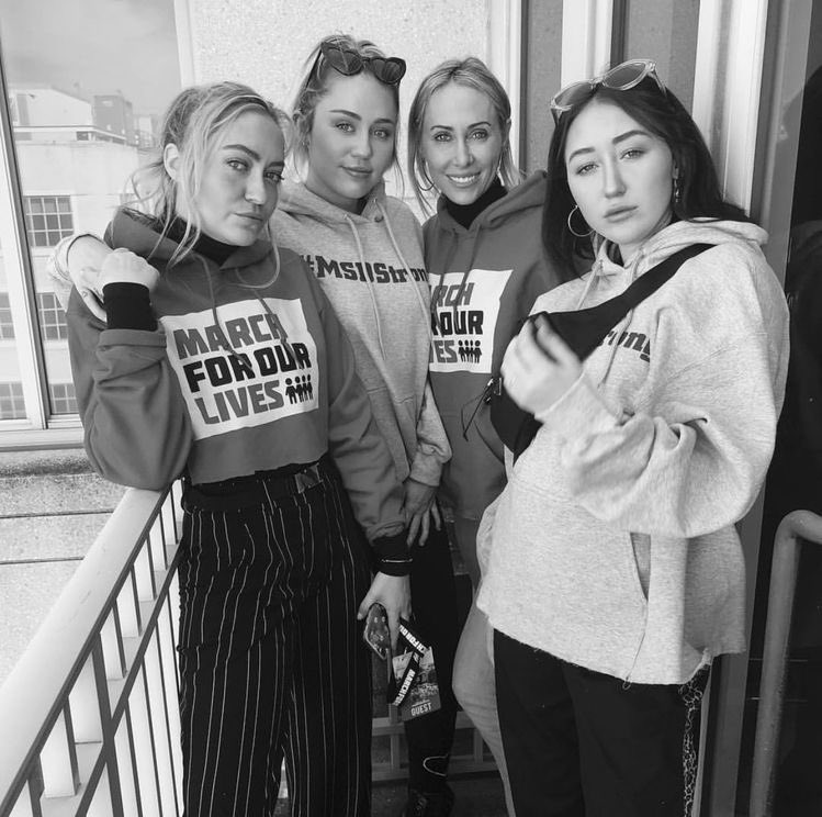 my favorite girls on the planet 🤍