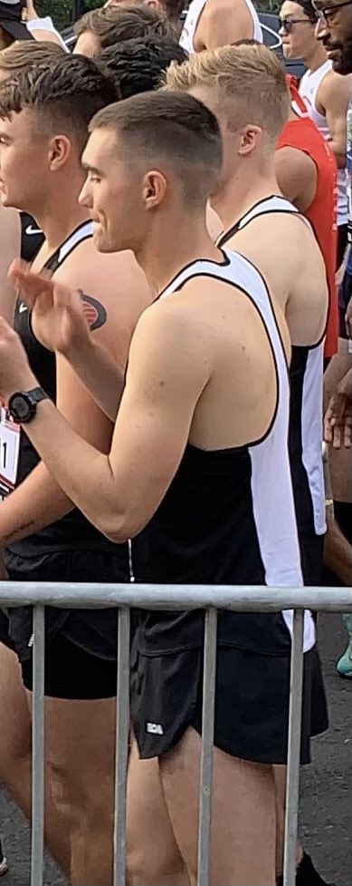 TarletonPrez's tweet image. Drew had his first official race as member of the @WestPoint_USMA Marathon team this morning in NYC. Super proud of his dedication! #ProudDad #Army 🇺🇸🏃🏽