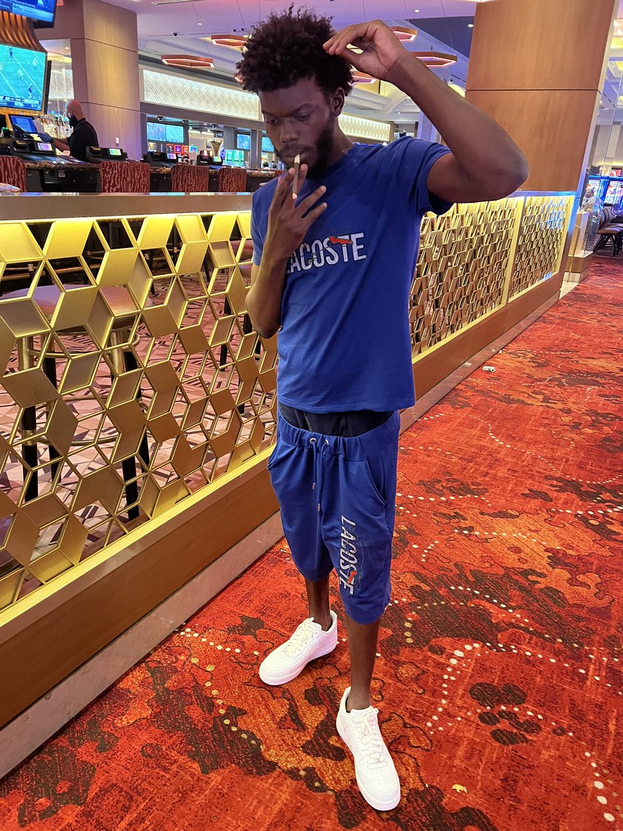 _LpbBoom's tweet photo. Say I Fell Off But I Fell Back So All Uu Fans Get Off My Dick🤧😈💯
#LLDaBros🦅🕊💙 https://t.co/G9oD5hdQJP