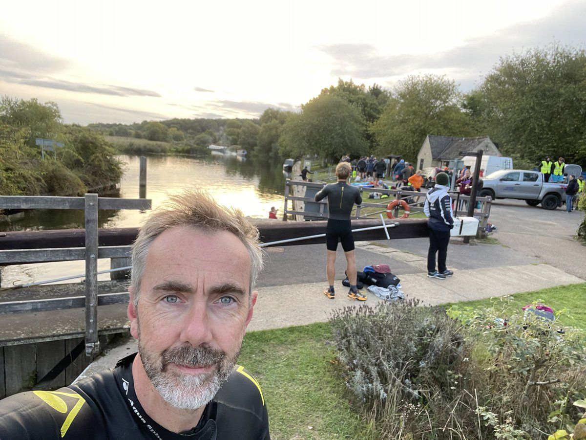 walkersabode's tweet photo. Special start to the day - swimming along the Thames and running through Wytham Woods. A brilliantly organised, friendly and challenging event! Thank you @swimoxford @wythamwoods #swimrun #eynshamlock #cake #locktolock https://t.co/AOEPATR8sT