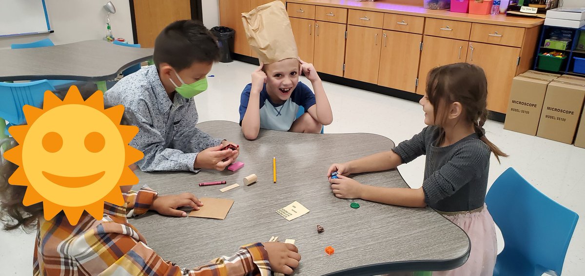 davis_stem's tweet photo. Classifying Materials with 2nd grade. #STEM #DavisDriven #science @DavisElemRCISD https://t.co/mTbotrII45