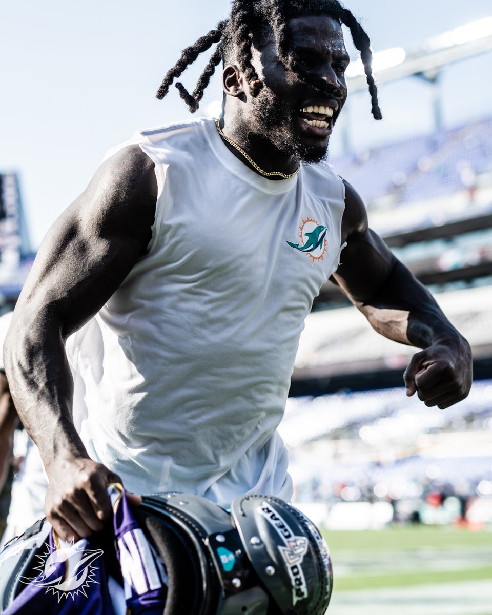 MiamiDolphins's tweet photo. 🗣 DUB 🗣

#FinsUp 🐆 @cheetah https://t.co/ZLLvWgNQeK