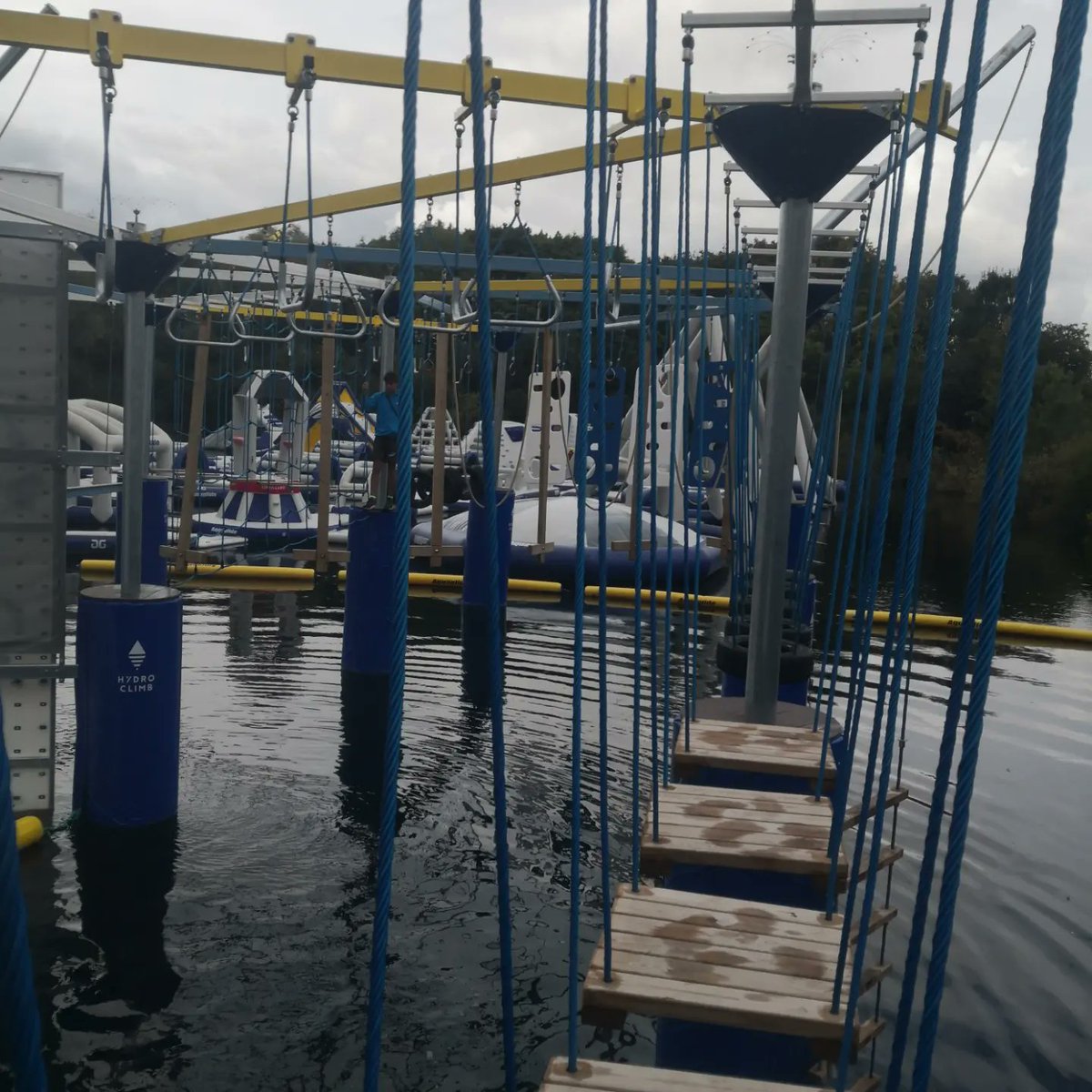 callumliam89's tweet photo. #35x35 #22 Water Warrior at Lincoln Water Park at Thorpe on the hill. Such a fun way to spend the morning #Lincolnwaterpark #waterpark #aquapark #lincolnaquapark #Lincoln #Thorpeonthehill #Lincolnshire #Watersports #Lake #inflatable #inflatablecourse #visitlincolnshire #lakedays https://t.co/UJMciyNxYC