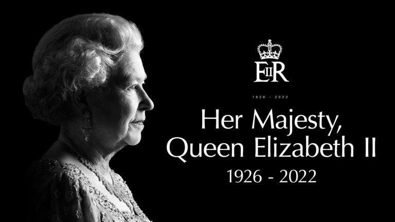 Wonderful applause and huge #Millwall Miiiiiiilllll on the 70th minute for Her Majesty #QueenElizabeth at the Den on Saturday v #Blackpool 👏👏👏