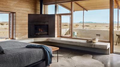 LynFierce's tweet photo. From the bustling streets of New York City to the quiet surroundings of Lake Tahoe, these spaces are pared down and pristine There are few mental images that conjure up as much peace of mind as those of a minimalist home. https://t.co/ImNyNd8p2k https://t.co/rnGgZMBN8E