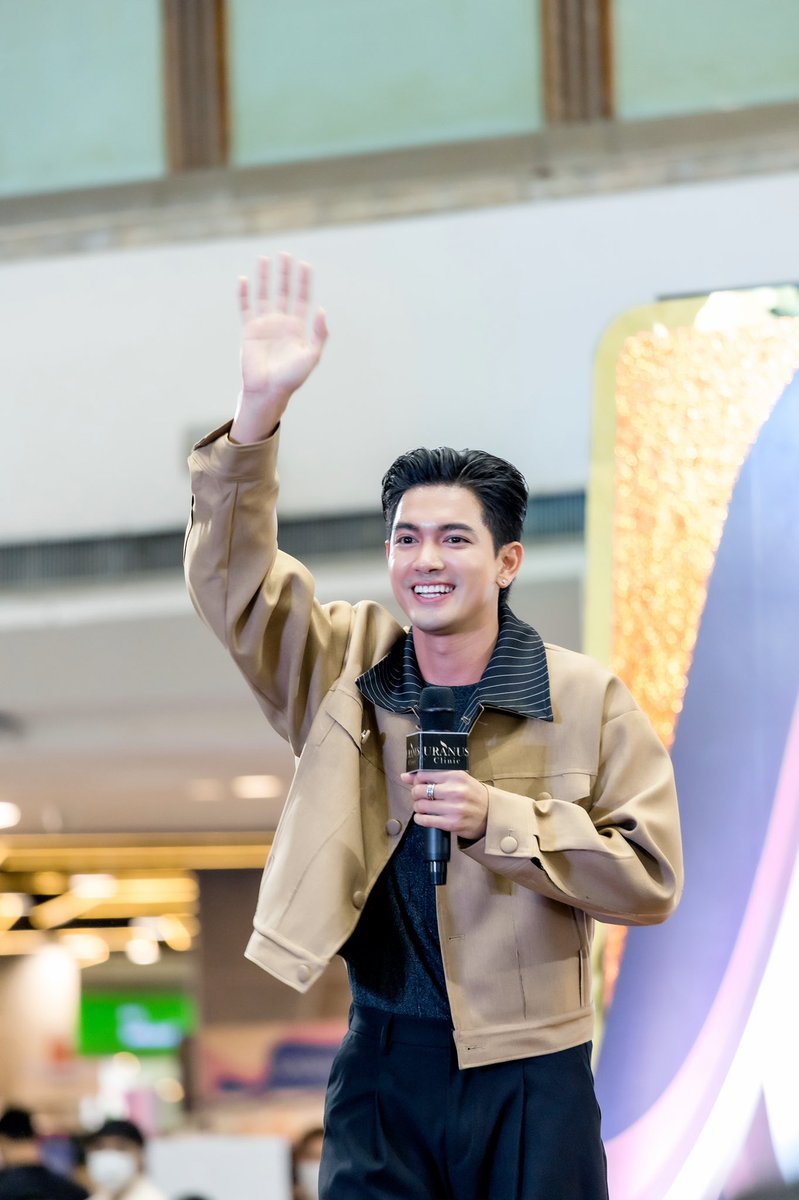 ch_model's tweet photo. ฝันดี #เข้มหัสวีร์  

Cr : @aorumm https://t.co/ZyLFvgq0Gu