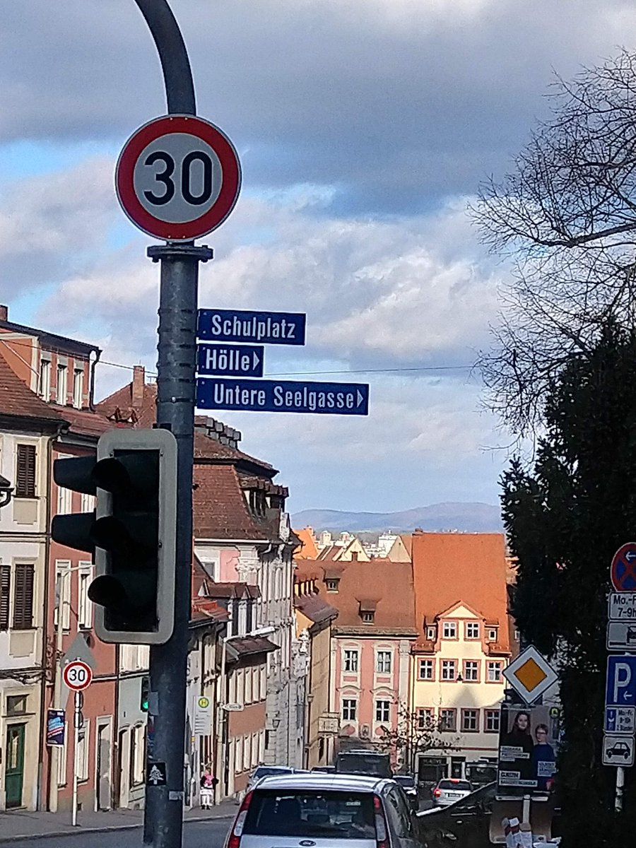 nadystructions's tweet photo. @schokozwergin Bamberg. Vor allem in der Kombination sehr schön. https://t.co/JnZgO2vSKY