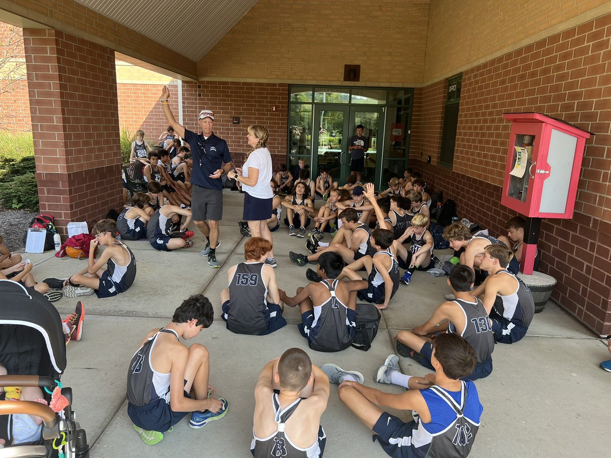 NMS Athletics on Twitter "Nagel boys cross country finished 3rd at the Milford Invitational