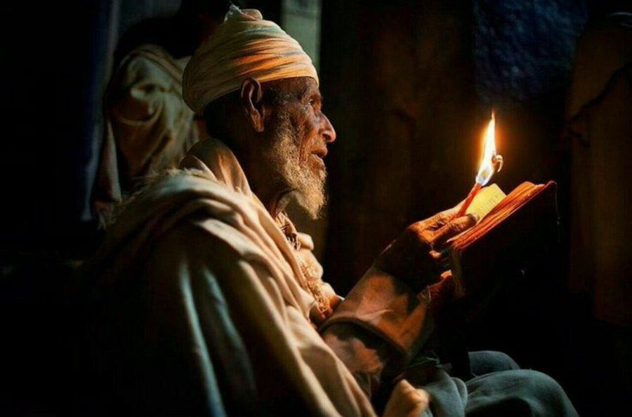 ليس من بعد العسر إلا اليسر، ولا يغلق الله بابًا إلا و يفتح خيرًا منه، وإن ضاق بك الحال فتذكر أن غيرك يحلم ببعض ما عندك فالحمدلله على كل شيء ☘️#رسائل_ايجابيه