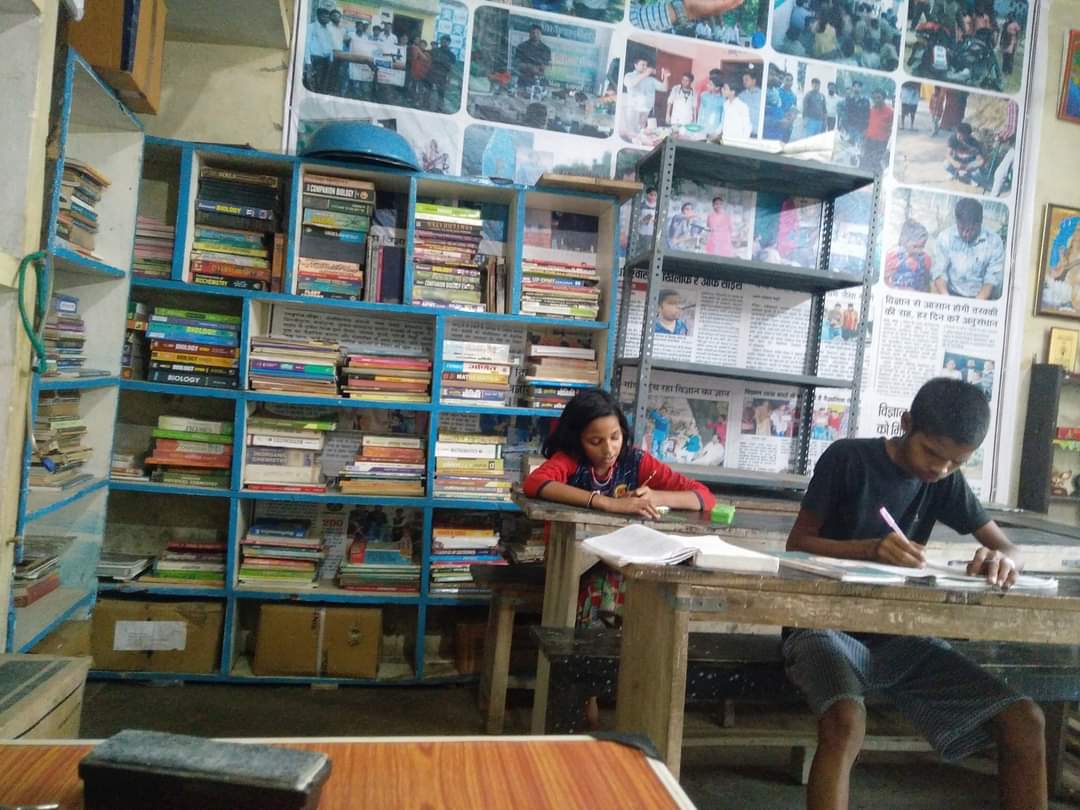 sabledeepak9696's tweet photo. The roots of education are bitter, but the fruit is sweet...
Donate Today ...
#Pustakdaan #Aashraya #Education https://t.co/lhQIMa7Bst