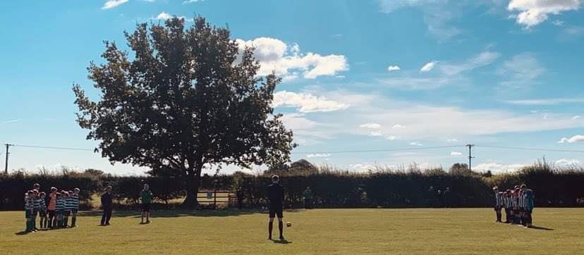 KippaxJFC's tweet photo. Our U13 Whites kicked off their season away at Tockwith, starting with a well observed and respectful minutes silence from both teams then a spirited second half from on our boys to try and get themselves back in the game following a tough first half. 

Well done boys 👏 https://t.co/bEacF3mIDw