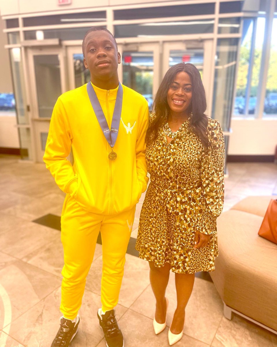 Coach Risse tweet media