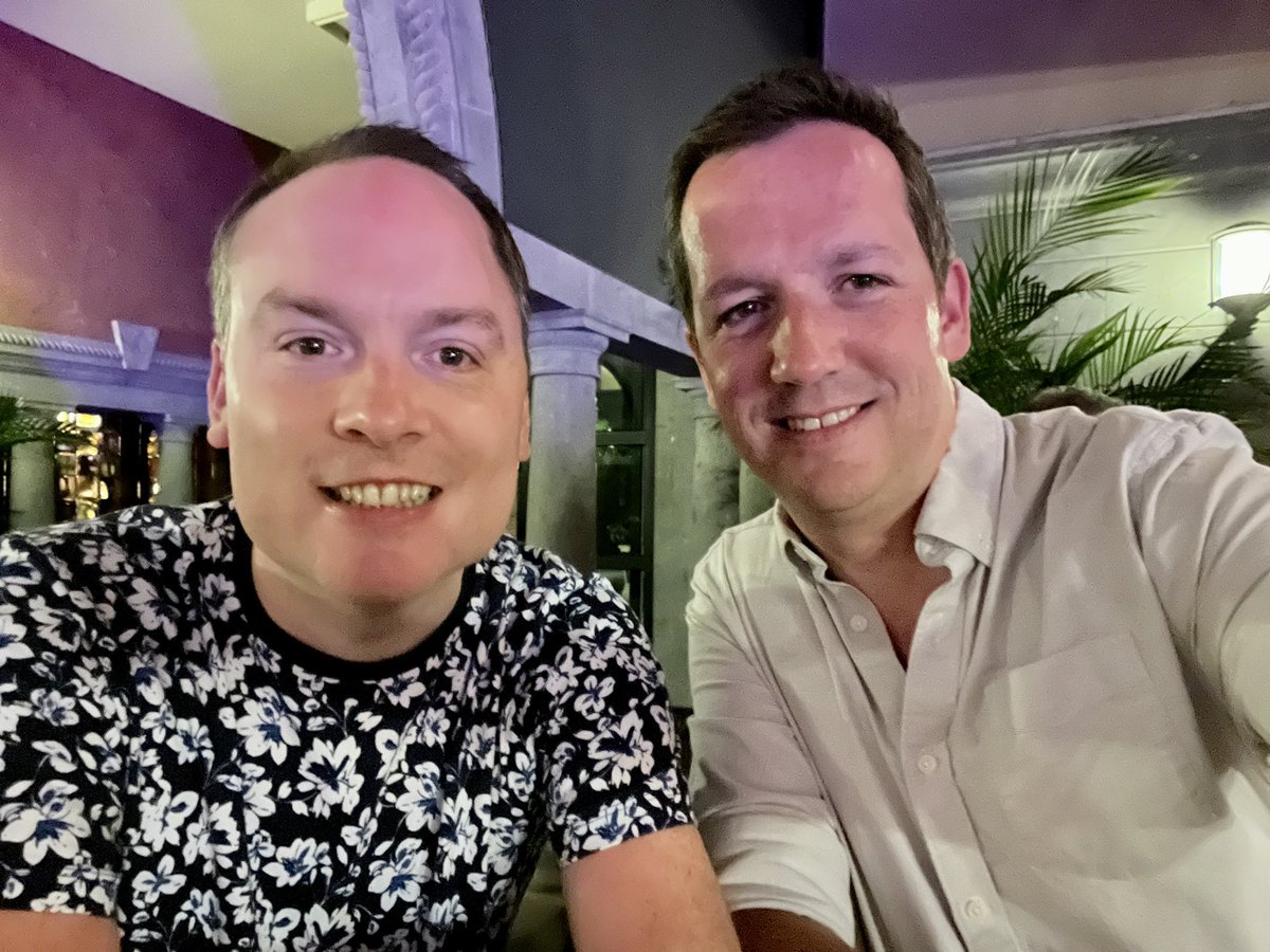 edin1981's tweet photo. Home from a fantastic holiday … albeit Ryanair-late, to a lengthy post-Brexit passport check, a tripped switch and a defrosted freezer! #GranCanaria #planetrip @frozendreamer https://t.co/LtKrzdF2Xt