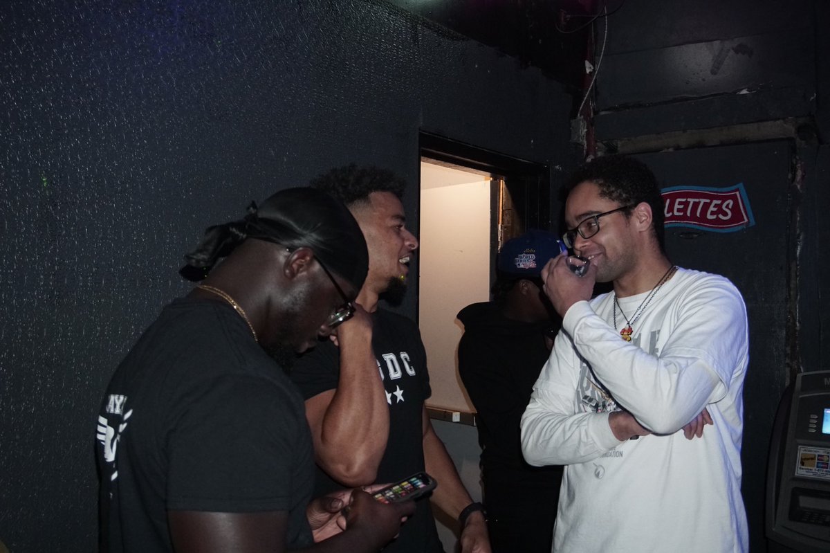 YaboiACV's tweet photo. Lost In The Starz 🌟
Did that for you bro.
I miss you forever and always, 
LLJ🌟 https://t.co/kymVDox2Al