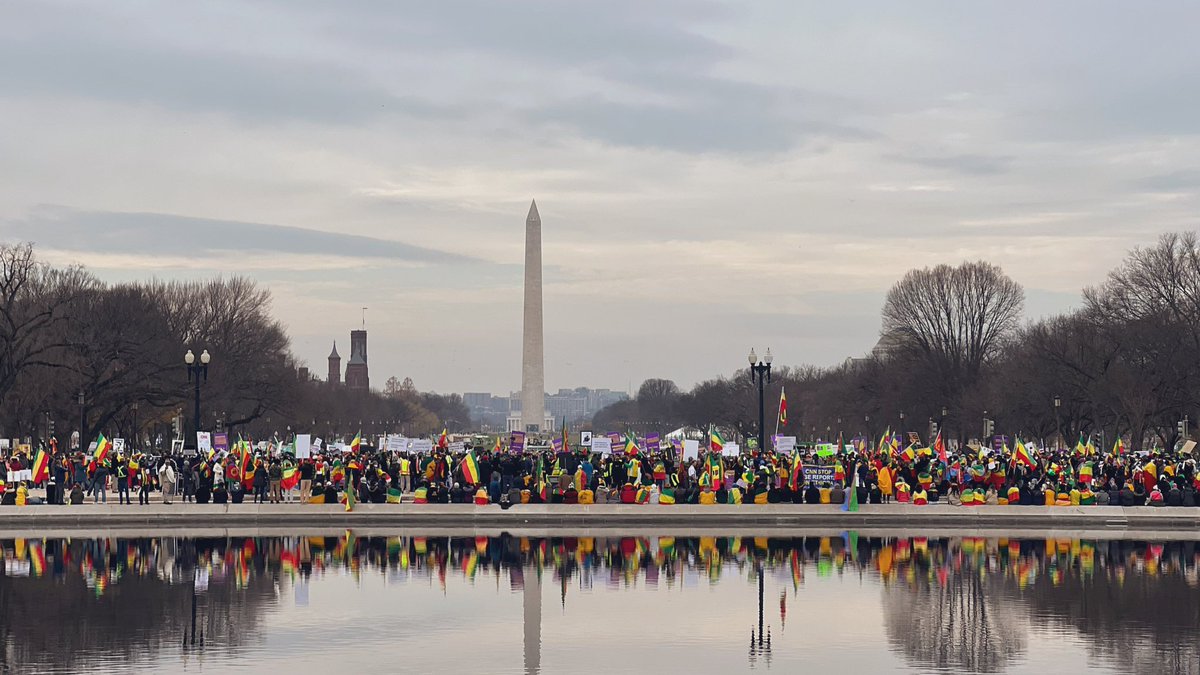 muse_murte's tweet photo. Dear #Ethiopians and Ethiopian Friends!
#WePride!
#IPride
 #SayNoMore today at White House.
🇪🇷🇪🇹🇸🇴 https://t.co/IeAMxbQCuw