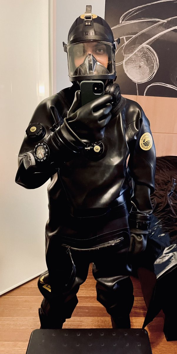 One of Folsom 2022 loadouts

#vikingdrysuit