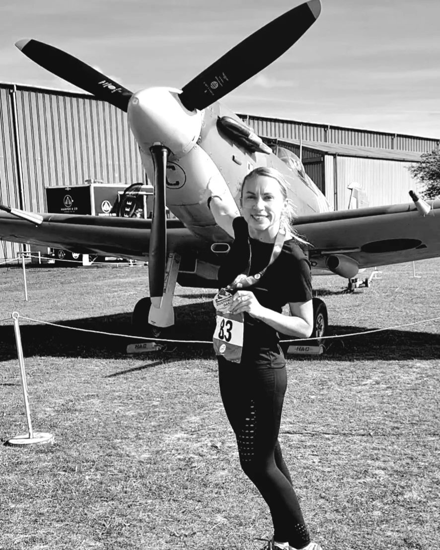 KatClarkF1's tweet photo. Mk5 and the #duxforddash @IWMDuxford Pleased with my 10k time today 🙌 https://t.co/to2DRYbxZE