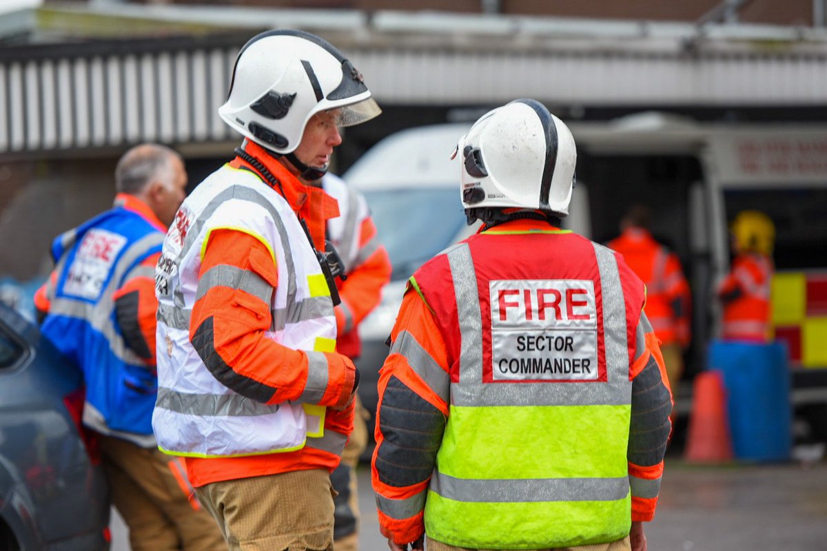 Fire Photos tweet media