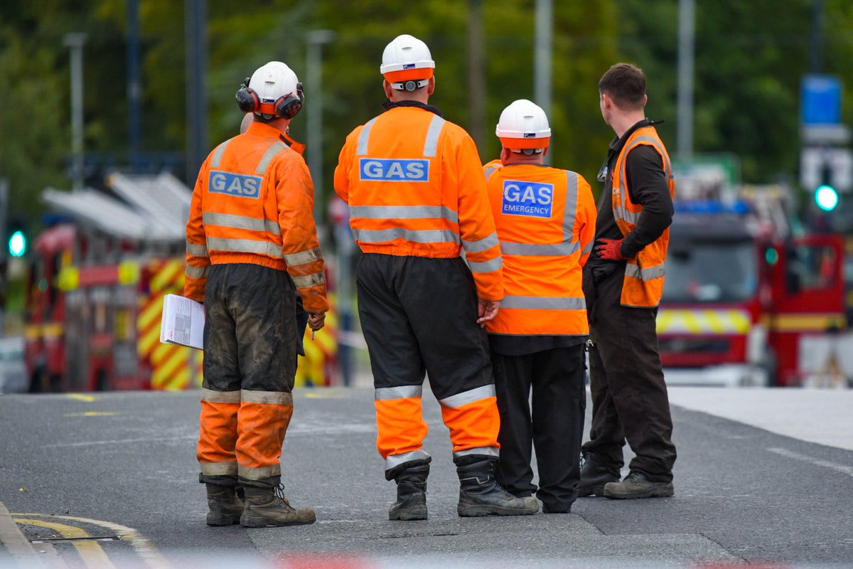 Fire Photos tweet media