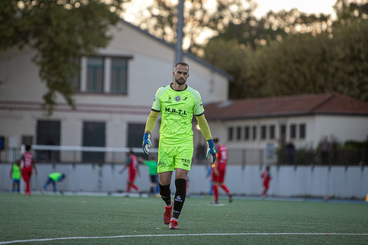 USLUSITANOS's tweet photo. Bon anniversaire Hugo ! 💚❤️ https://t.co/zc4xLuBx0Q