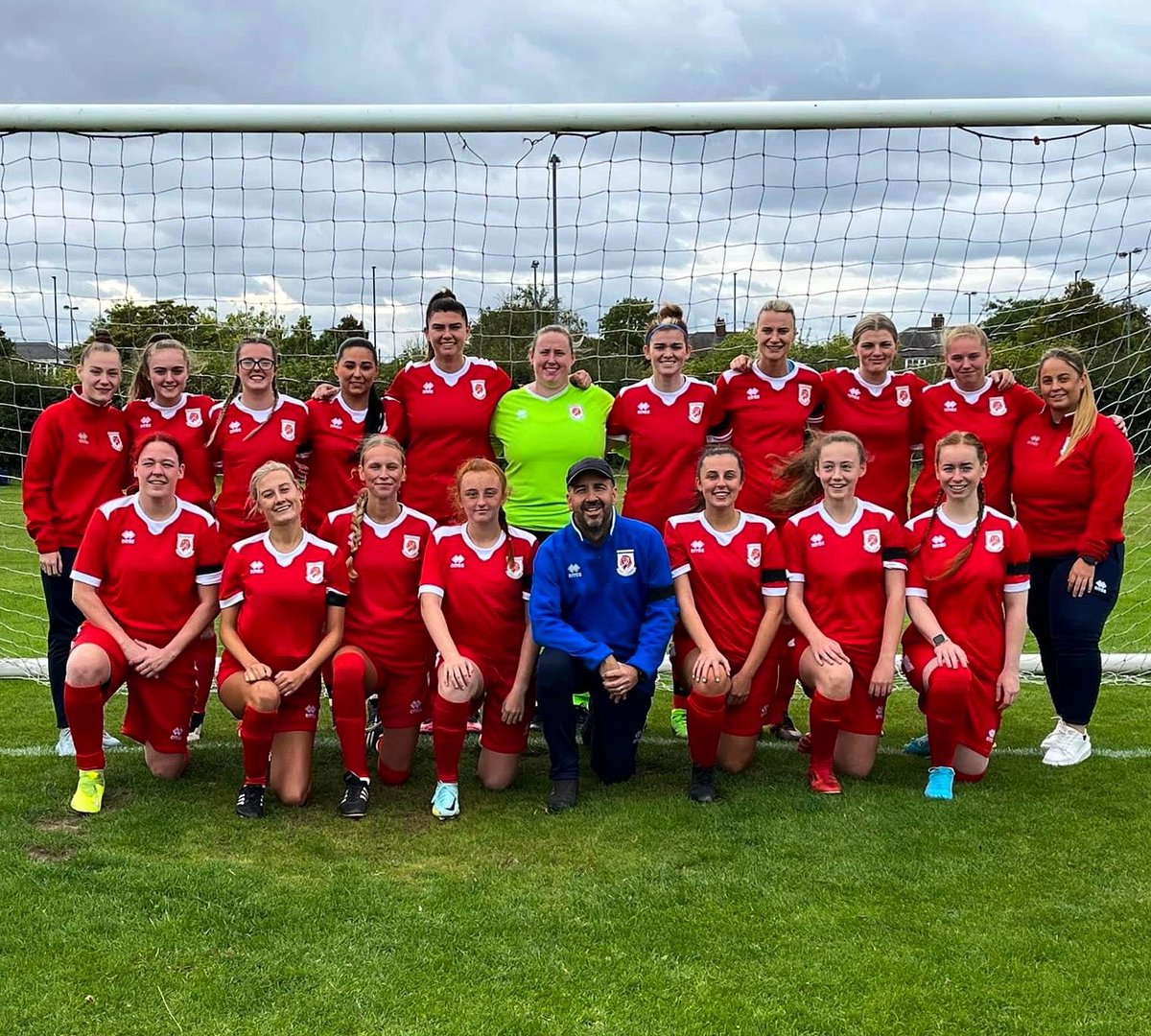 HutchAlice's tweet photo. There’s something special about playing in red, playing in this kit, playing for this club❤️

Another 3 points on the board✅

#UTBW #OneClub @BoroWomen https://t.co/O3gO9VMxlv