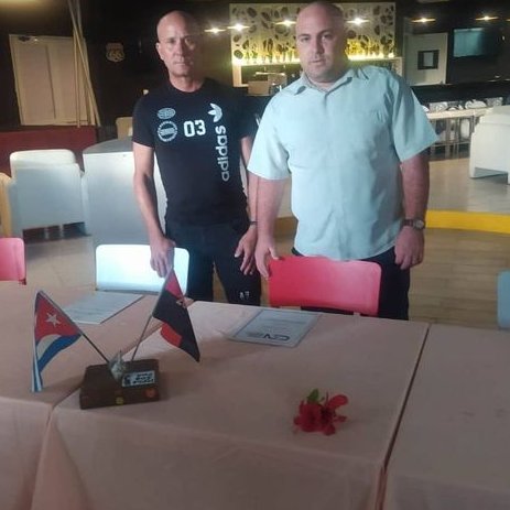 #CiegodeAvila en prueba dinámica  a las puertas del  próximo domingo 25 de septiembre.
 #CódigoSí  <a href="/IzquierdoAlons1/">Livan Izquierdo Alonso</a>
  <a href="/yamila_padron/">Yamila Cruz Padrón</a>
<a href="/CAvilaRadio10/">Emisora Surco</a>
 @chamberohoy
  <a href="/Gg_2014Sandra/">Sandra Gutiérrez G.</a>
<a href="/lidiav67/">Lidia Viamonte Alfon</a>
 <a href="/MaiteVegaP/">Maite Vega P</a>
 <a href="/OdaniaGH/">Odania García H</a>
 <a href="/SiempreYunior/">SiempreYunior</a>
<a href="/oneliocc/">Onelio Castillo Corderí</a>
 <a href="/radio_cubana/">Radio Cubana</a>