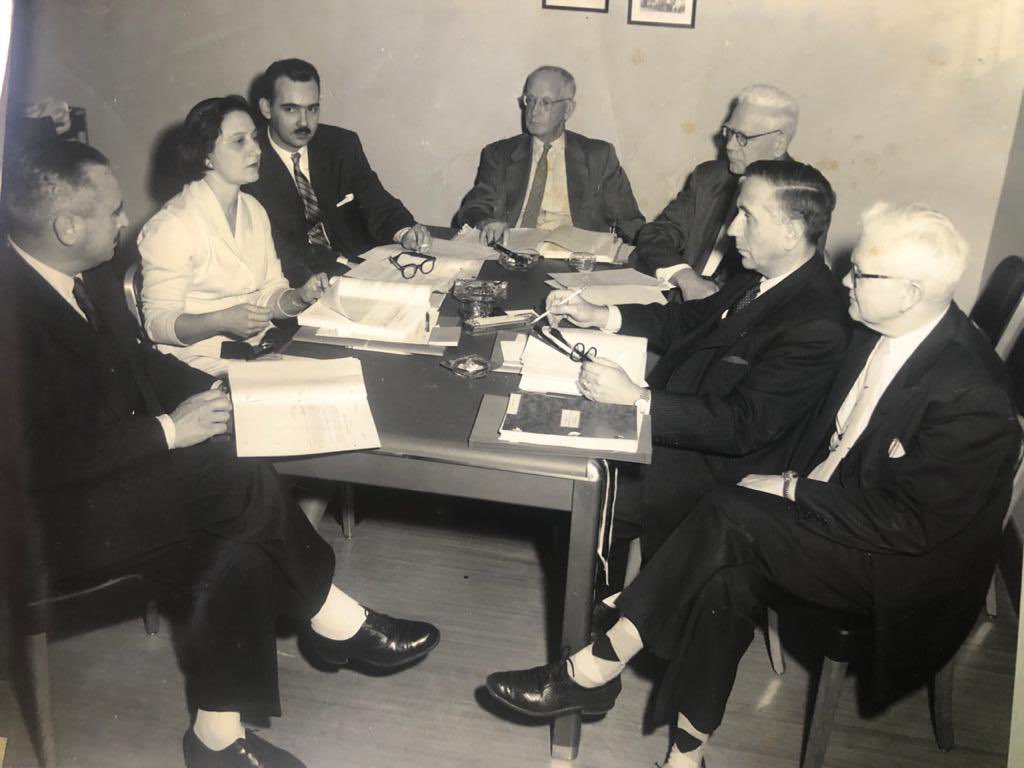 CIEPSPanama's tweet photo. Hoy las ciencias sociales despiden a Carmen Miró, demógrafa panameña y primera experta en población en Latinoamérica. Organizó el I Censo de 🇵🇦 en 1950 y fue una intelectual comprometida. Varios premios internacionales reconocen su extraordinaria trayectoria e influencia. https://t.co/65PmHWppPP