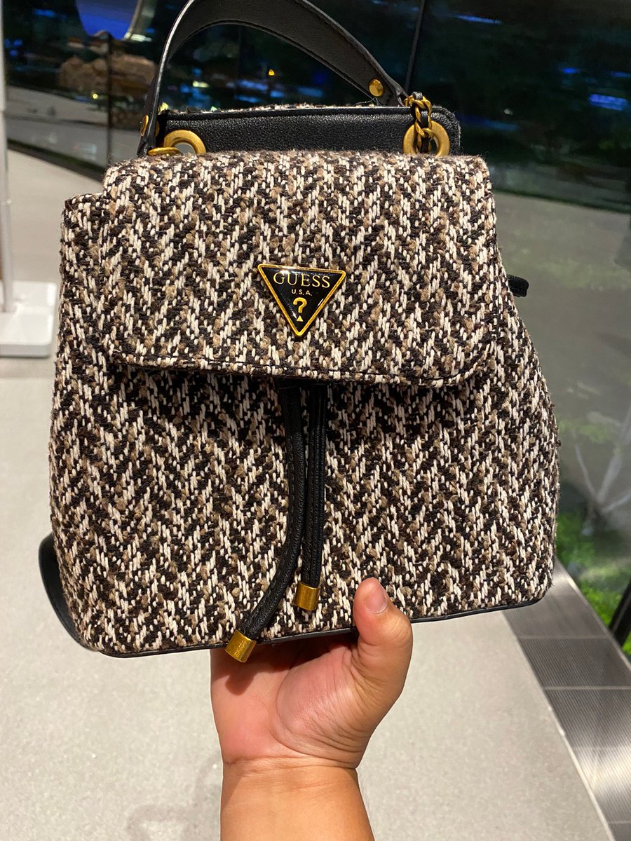 teddy_2504's tweet photo. 👜ส่งต่อกระเป๋า มีตำหนิบางใบ บางใบสวยกริบ ✨
📦:ค่าส่ง50บาท.ทุกใบ
#ส่งต่อ #ส่งต่อกระเป๋า #ส่งต่อกระเป๋าสะพาย #กระเป๋าสตางค์ #LYN #guess #FUALA #ส่งต่อเสื้อผ้ามือ2 #ส่งต่อเครื่องสําอาง #กระเป๋ามือสอง #กระเป๋าเกาหลี #กระเป๋าตัง #กระเป๋าถัง #ส่งต่อกระเป๋าผ้า https://t.co/JBG5Xok0I9