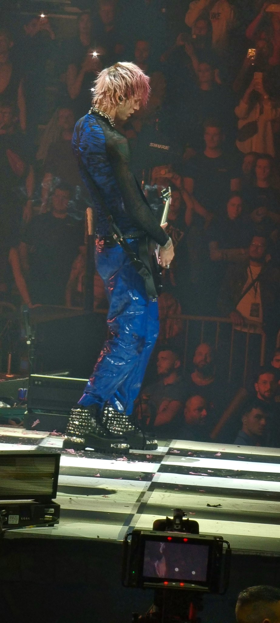 Carolin "Aonir" Hanisch on Twitter "Went to a machinegunkelly concert
