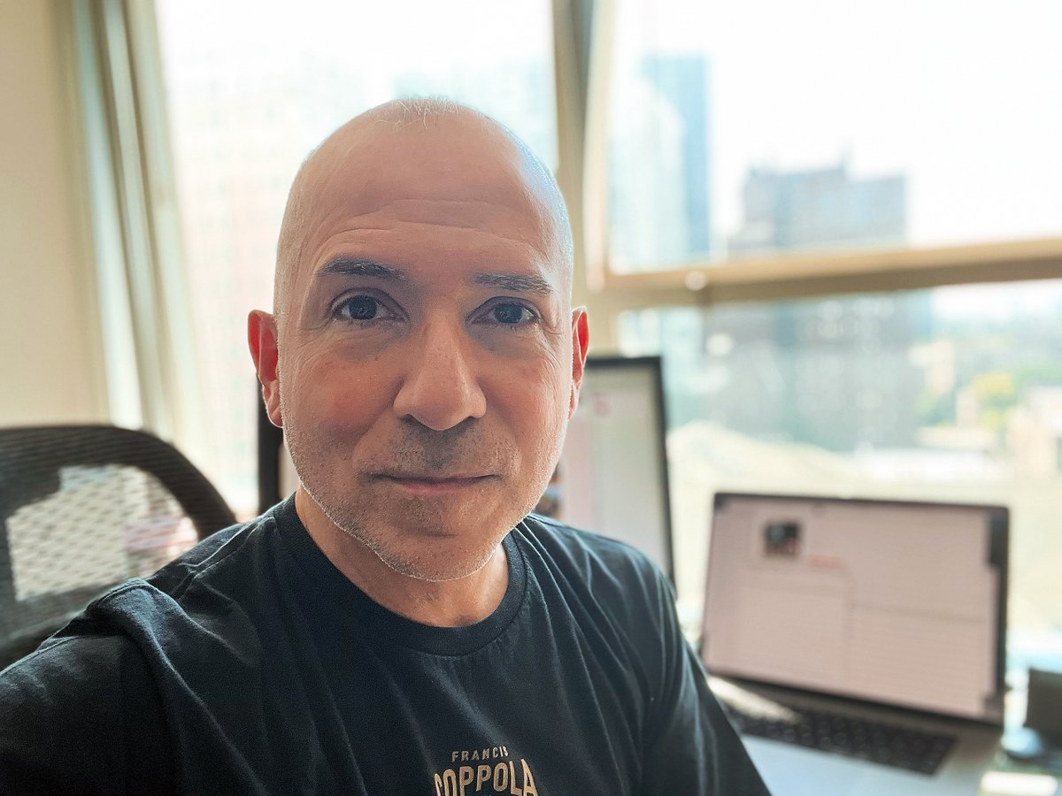 RickGuasco's tweet photo. 30 years ago, I developed Kaposi sarcoma; lesions developed throughout my face and body. I didn’t think I’d make it to 30, but here I am at 58 on National HIV/AIDS Awareness Day, Sept. 18. We must meet the needs &amp; aspirations of people #aging with #HIV. #NHAAD #StopHIVTogether https://t.co/o5INHXCnsg