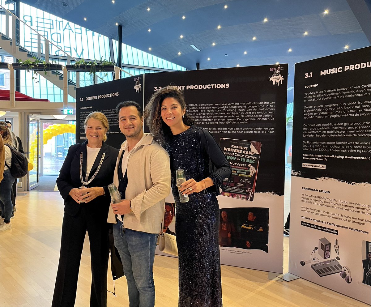 Heera_Dijk's tweet photo. 1/3 Wat een feest 🥳, het BASI Eindgala in het Theater de Veste. 200 jongeren uit 9 steden zijn er in zonnetje gezet. ‘Be the best you can be ❤️’ De stad Utrecht won de social innovator award 🏆 #persoonlijkegroei #ontwikkeling #canidream https://t.co/jMJy9PUxhn