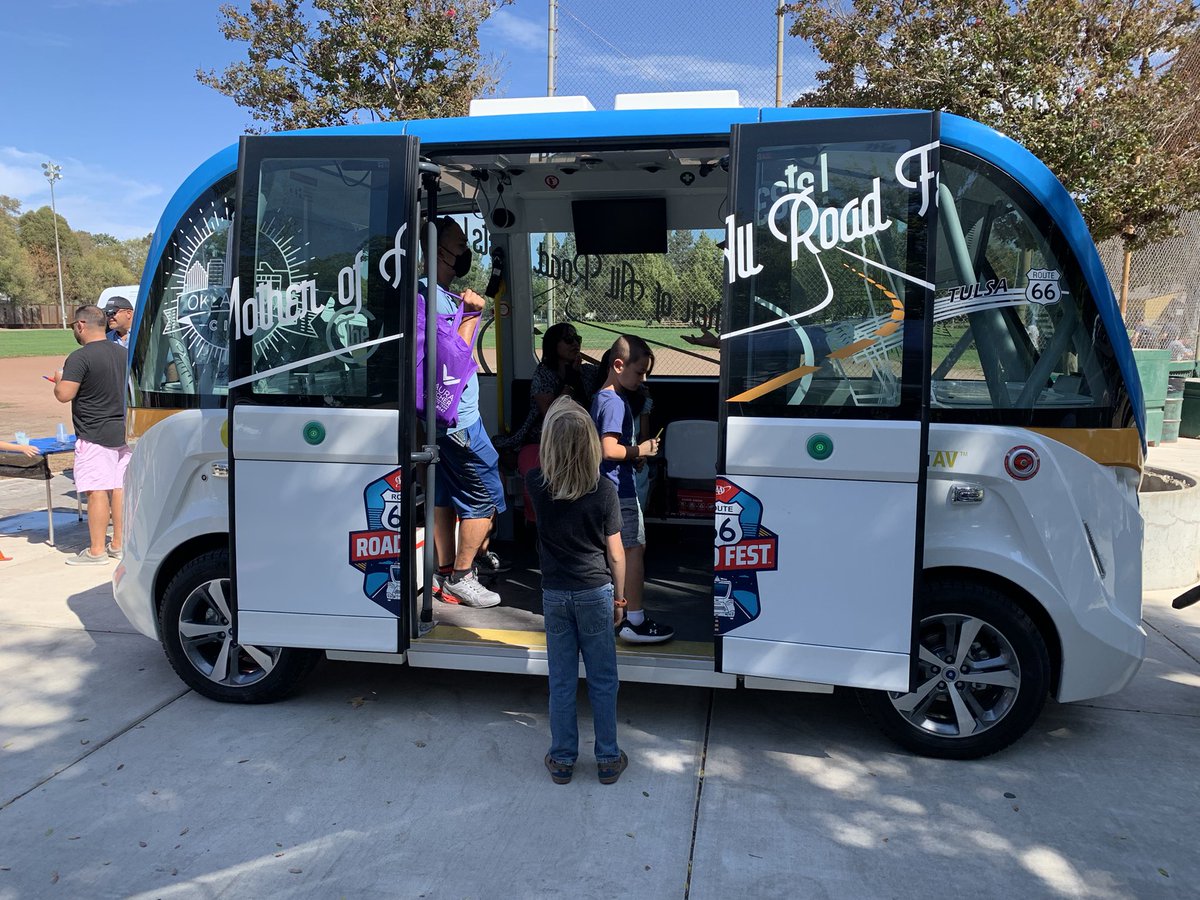 tthaile's tweet photo. @CCTA supporting @CityofPleasantHill Tinkers and Thinkers. Sharing with the community and future generations about emerging mobility and learning more about #ccta with our partner @beep.  #slinginglemonade #stem #phtinkersandthinkers https://t.co/eOGMLAnzDa